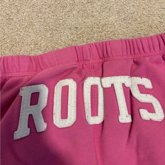Barbie x Roots Small Sweatpants - Picture 5 of 6